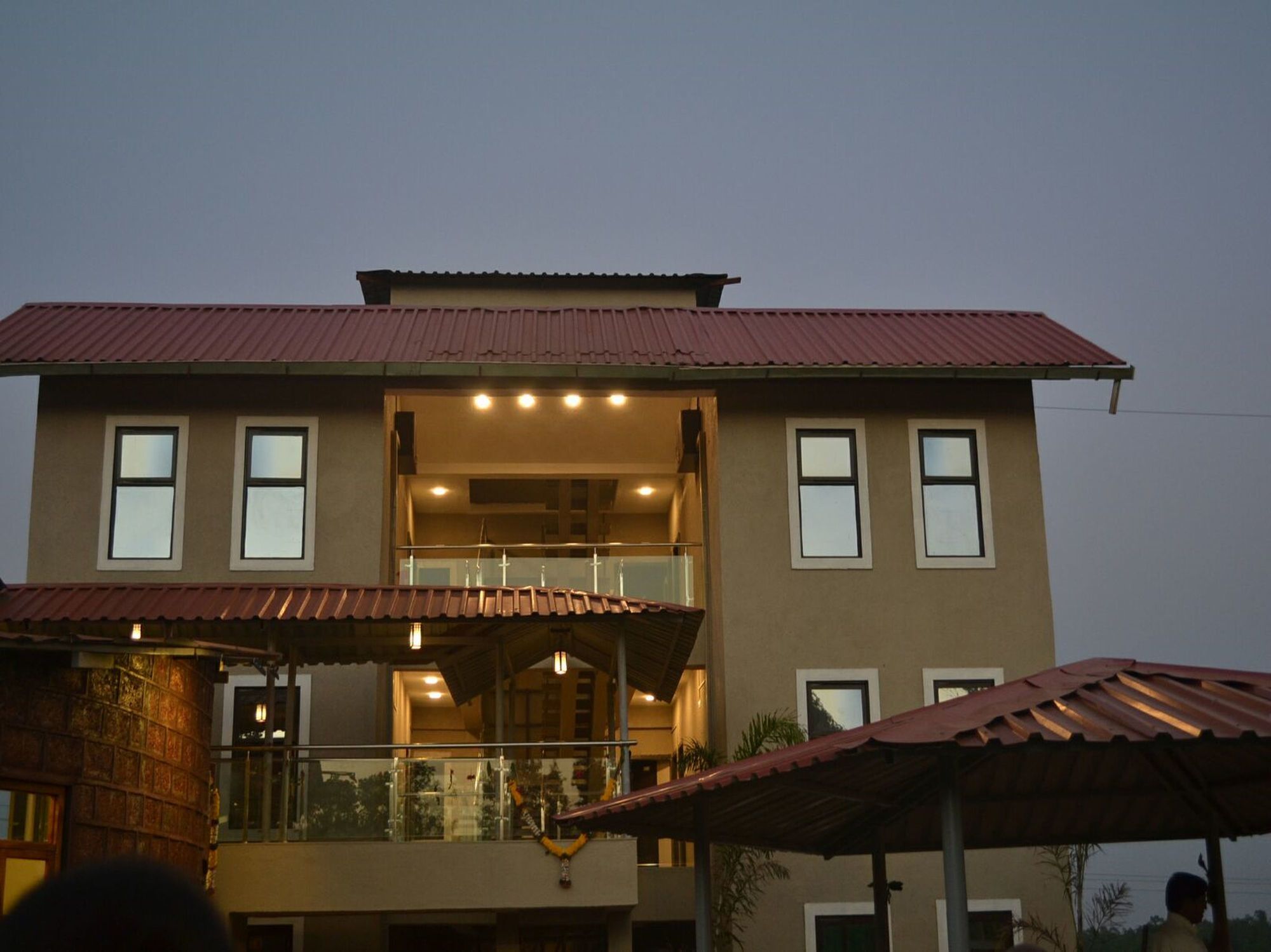 Oyo 11898 Hotel Vhyomaan Mahābaleshwar Esterno foto